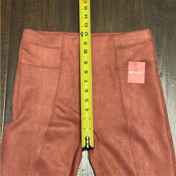 Spanx Faux Suede Rich Rose Leggings Size Medium Women - Picture 10 of 11
